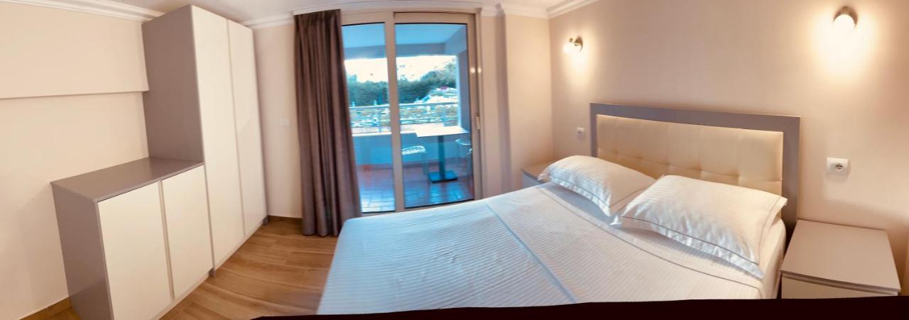 Flors Apartments Durrës Eksteriør billede