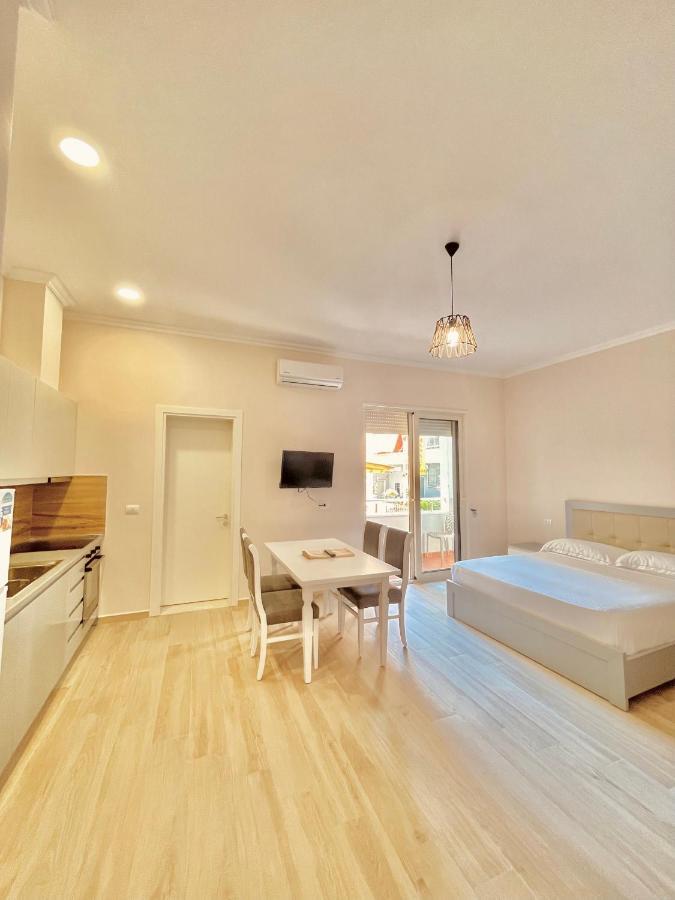 Flors Apartments Durrës Eksteriør billede