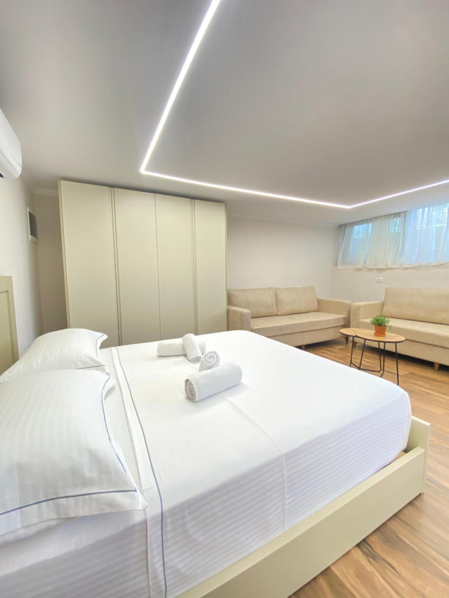 Flors Apartments Durrës Eksteriør billede